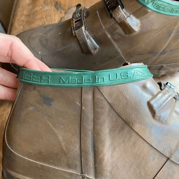 The Northerner Servís Unisex Chunky Vintage Rubber Boot - Boot Cover - Flex Size - Picture 9 of 11